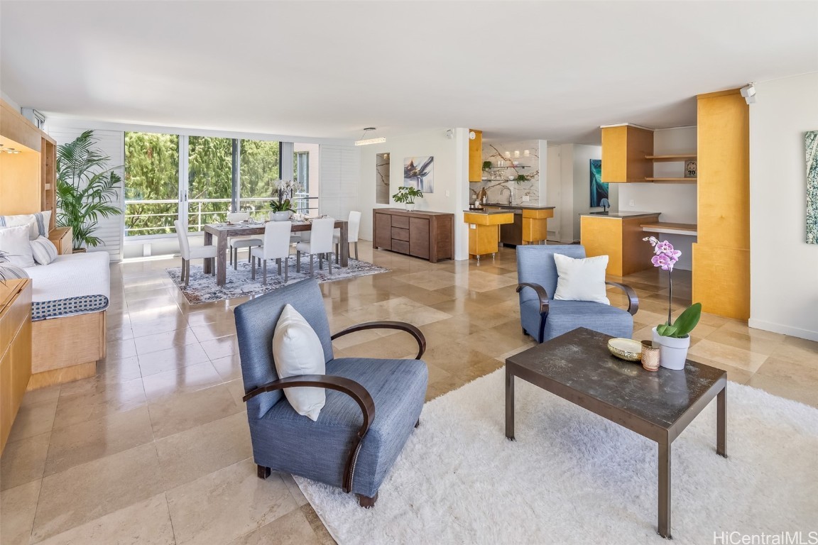 2979 Kalakaua Avenue 1-404