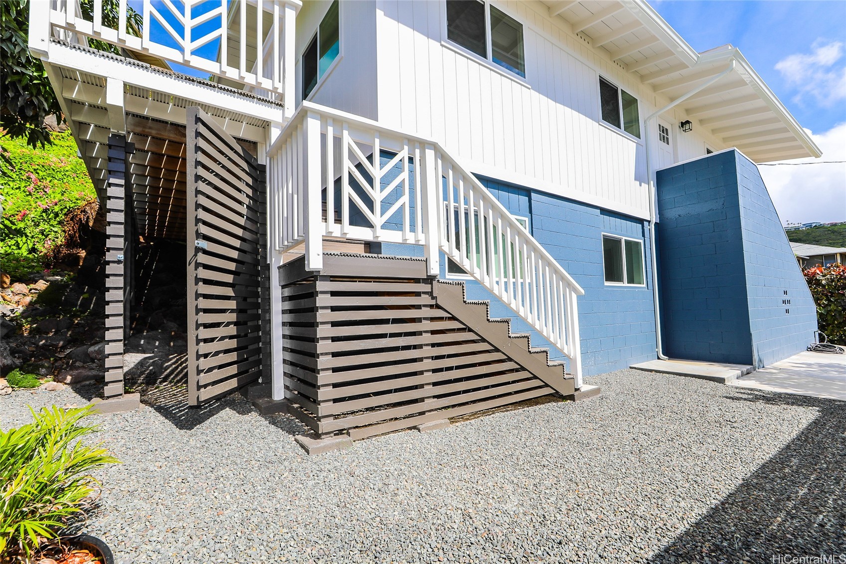 3782 Claudine Street