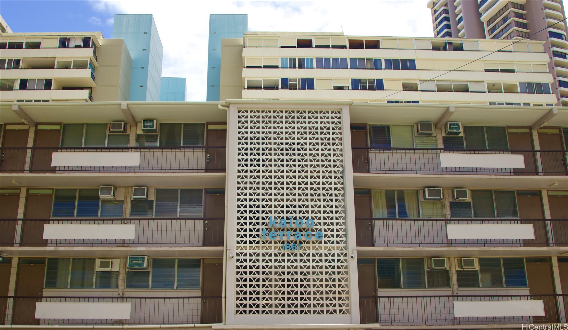 1867 Kaioo Drive 110