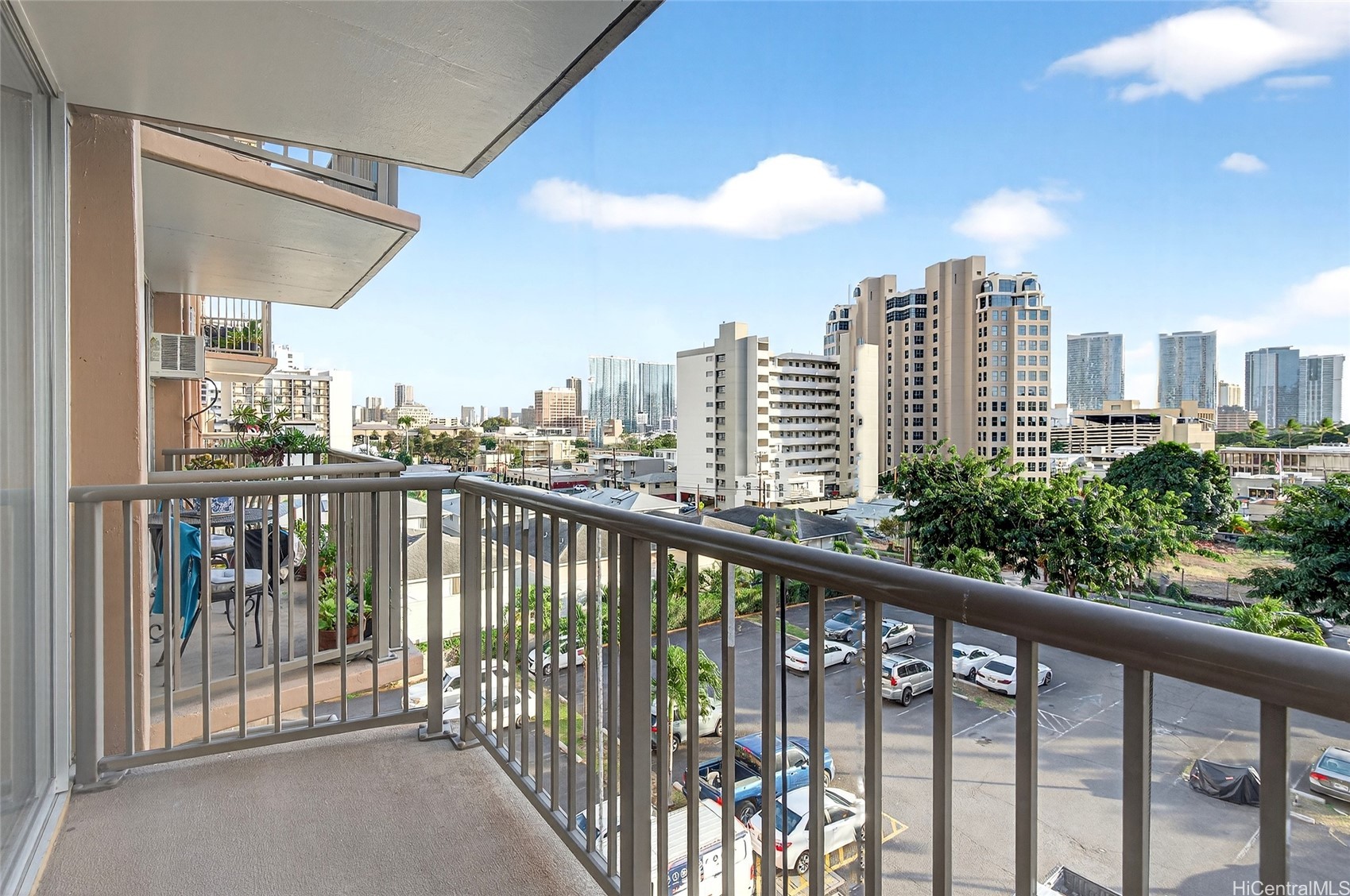 1050 Kinau Street 501