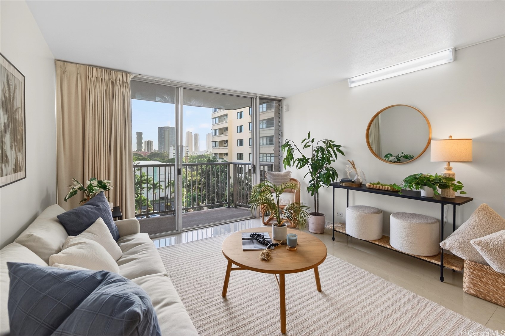 1050 Kinau Street 501