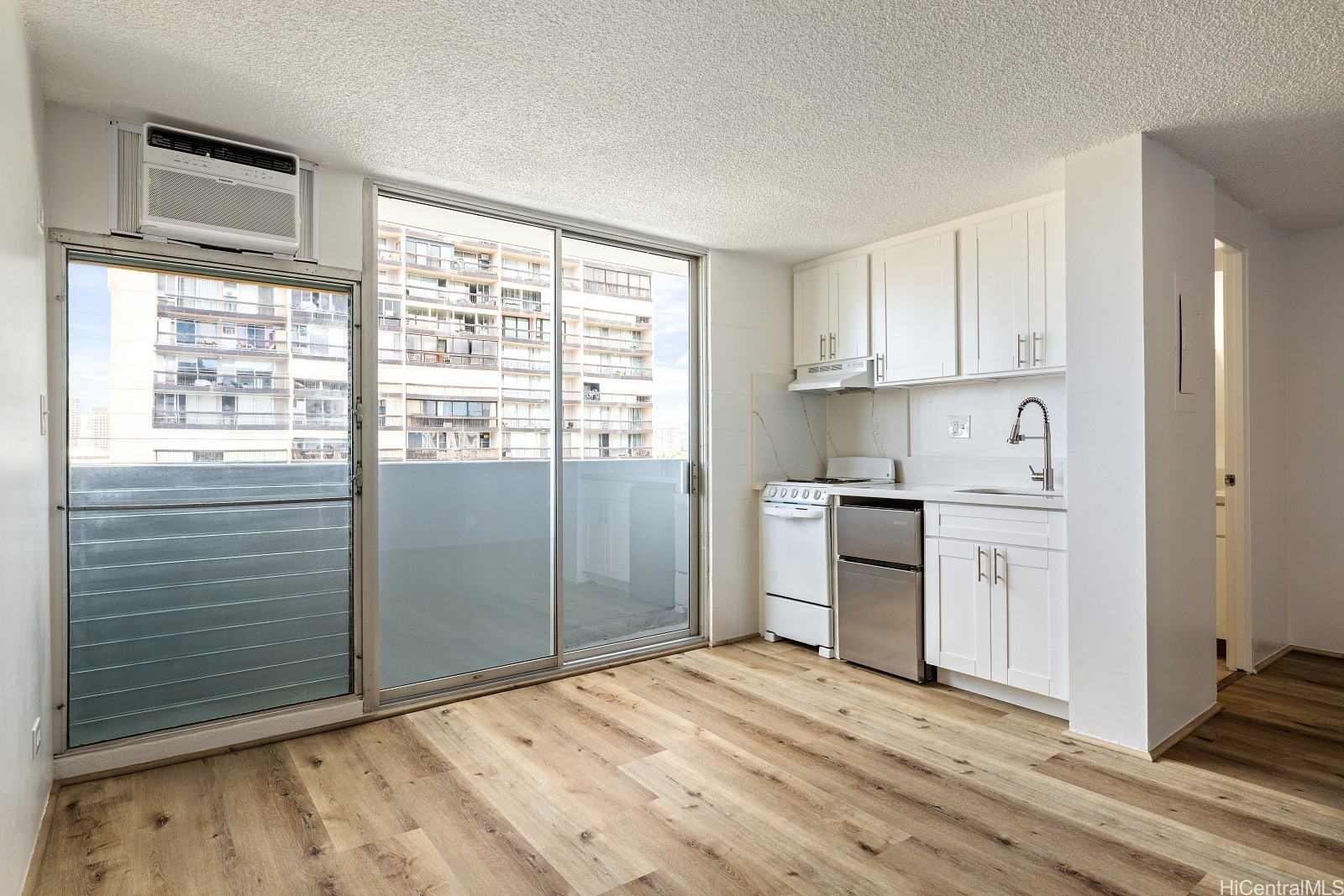 824 Kinau Street 902