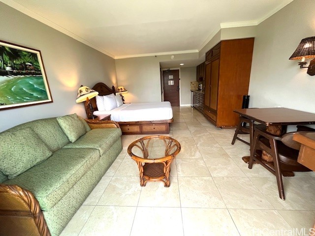 2045 Kalakaua Avenue 402