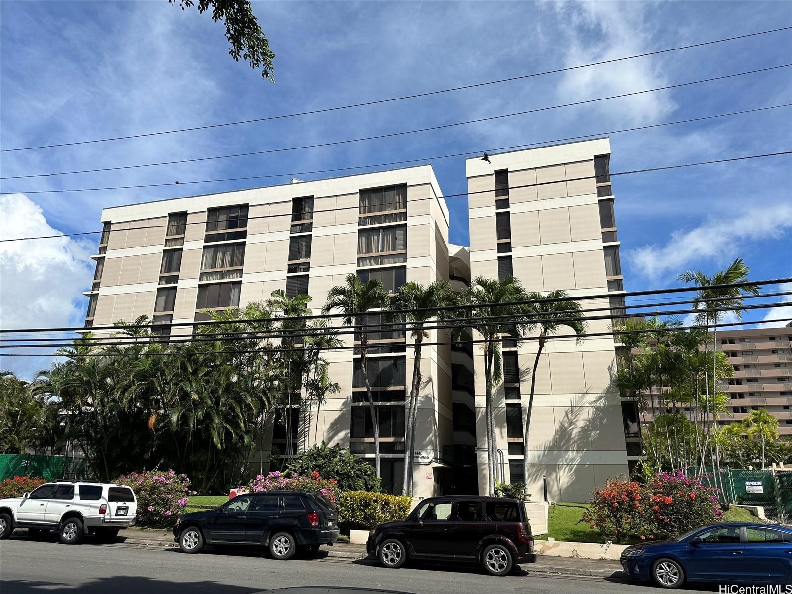 Piikoi Atrium Condominium