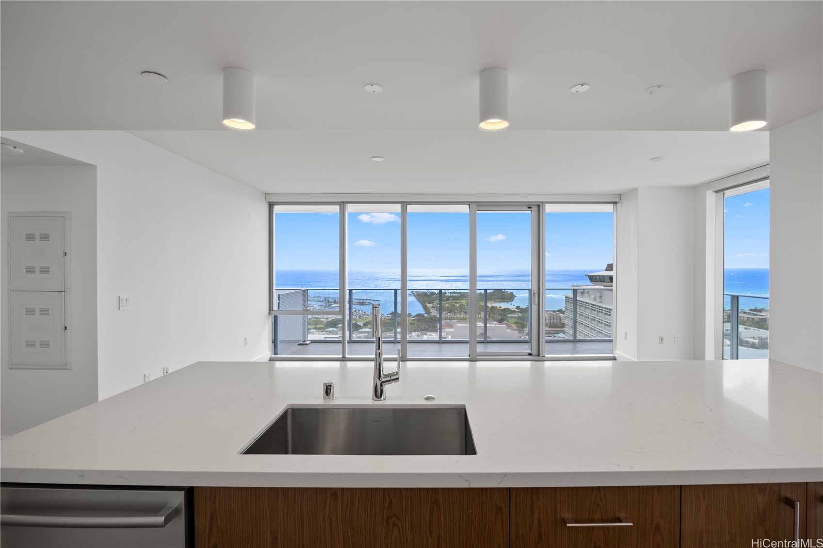 629 keeaumoku Street 3101