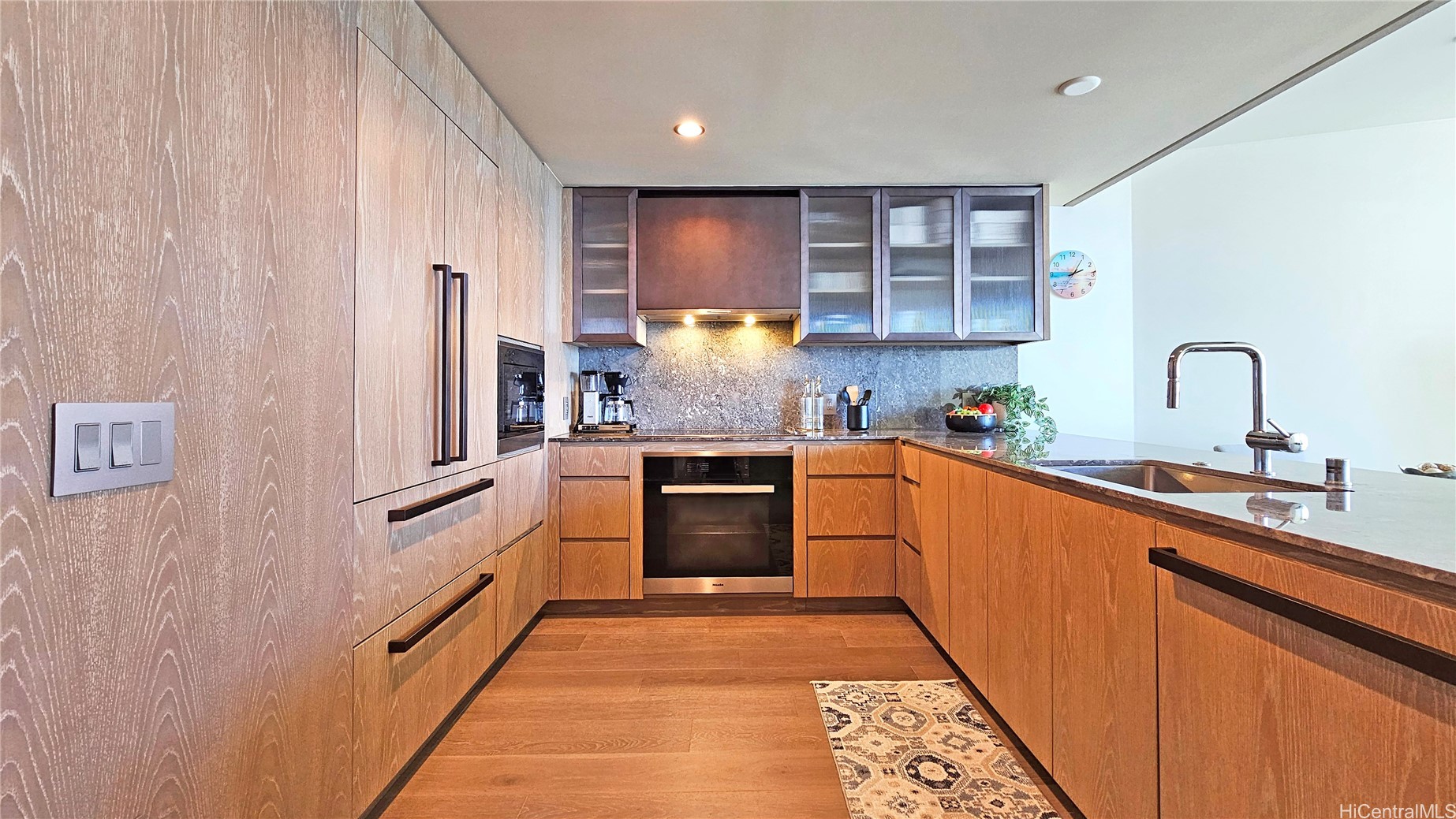 1000 Auahi Street 3504