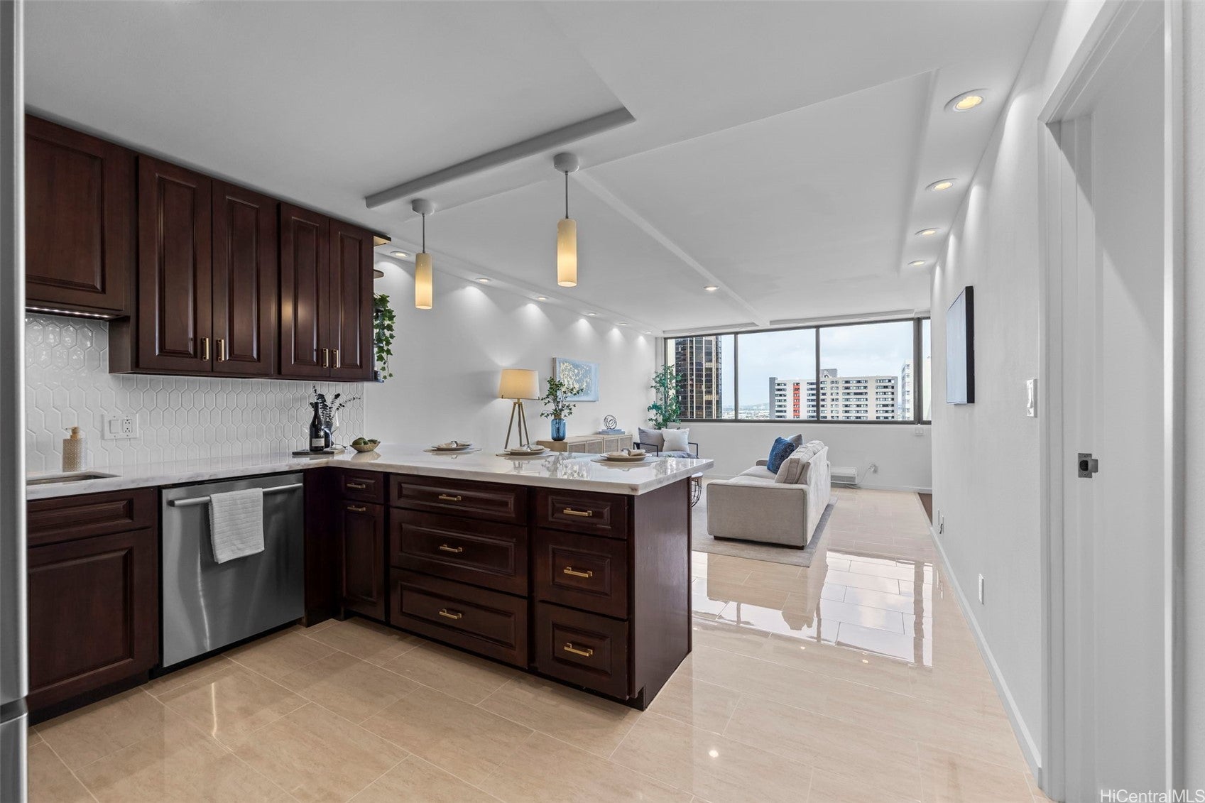 55 S Kukui Street D2613