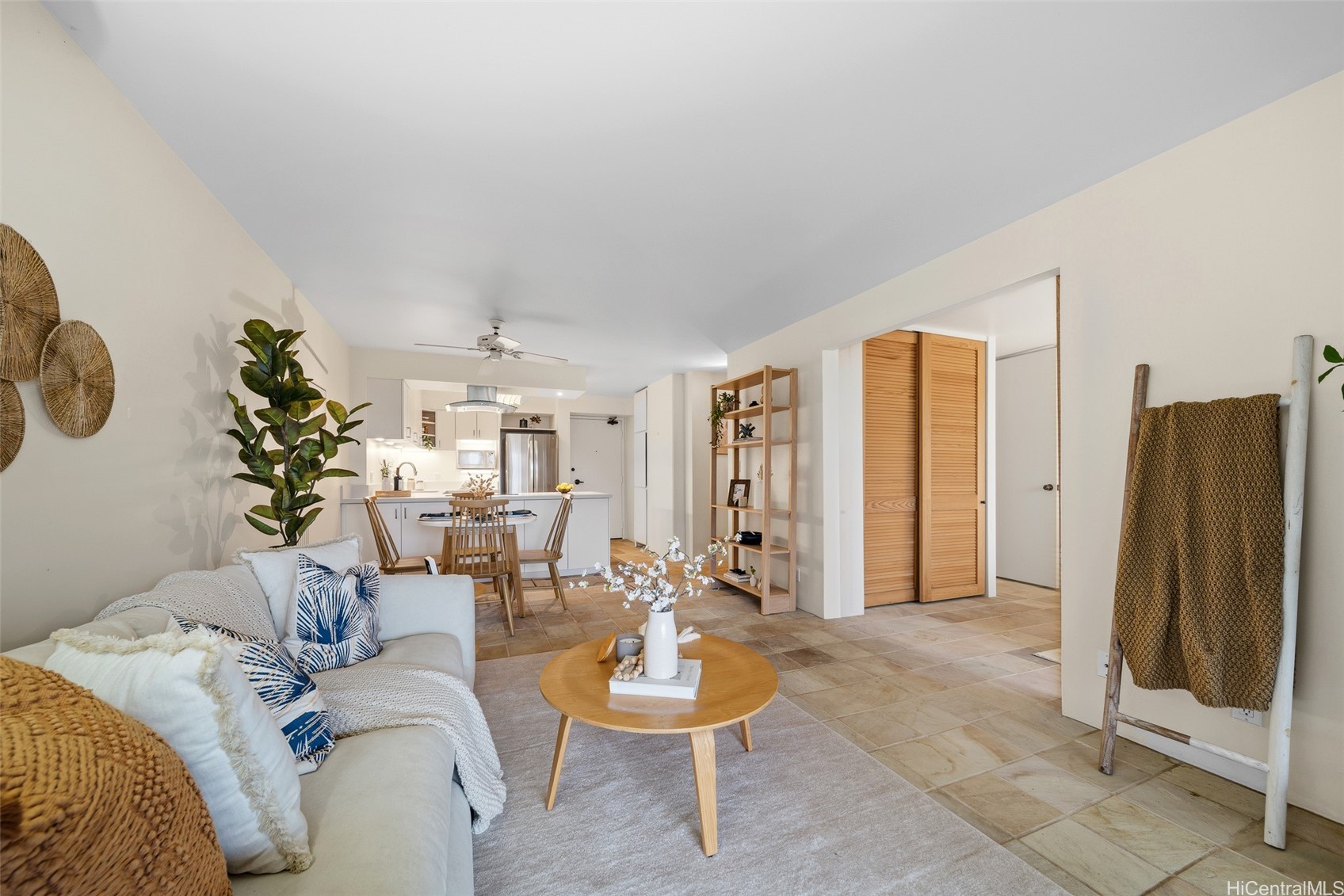 3138 Waialae Avenue 316