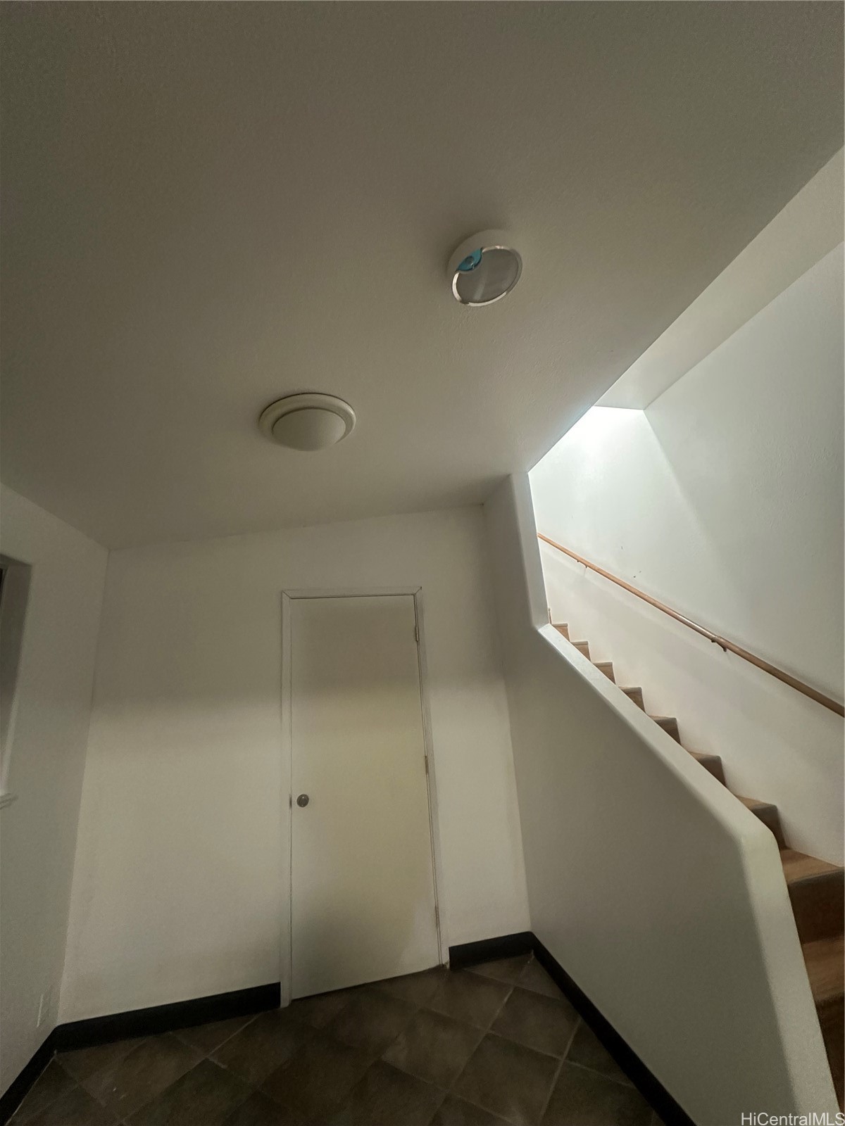 94-891 Waipahu Street