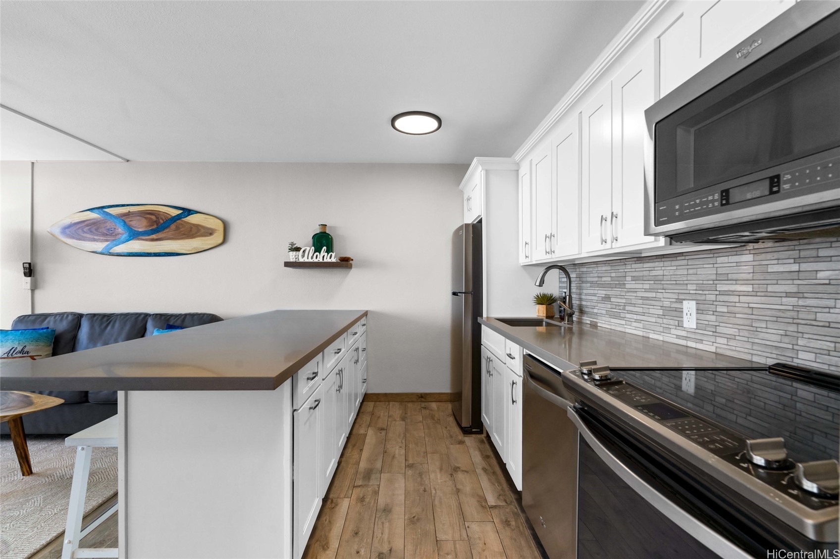 201 Ohua Avenue 3208 Mauka