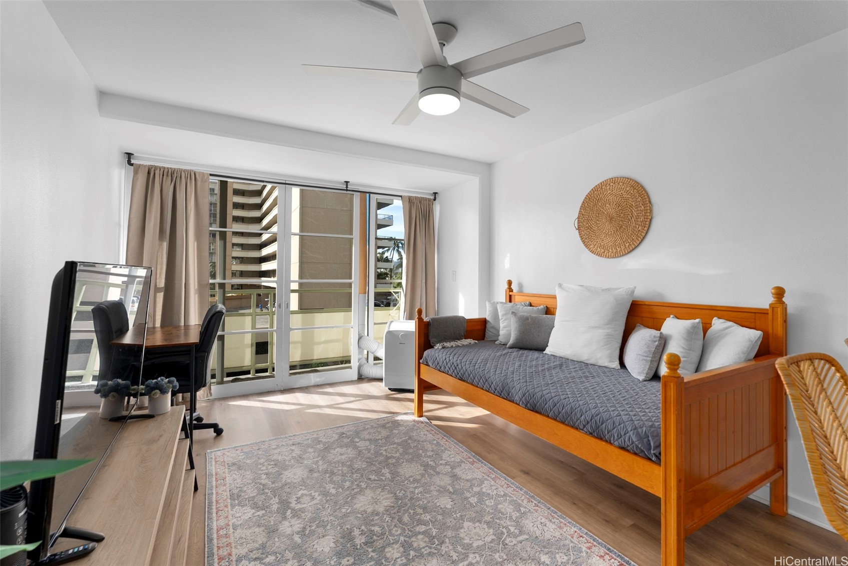 445 Kaiolu Street 609