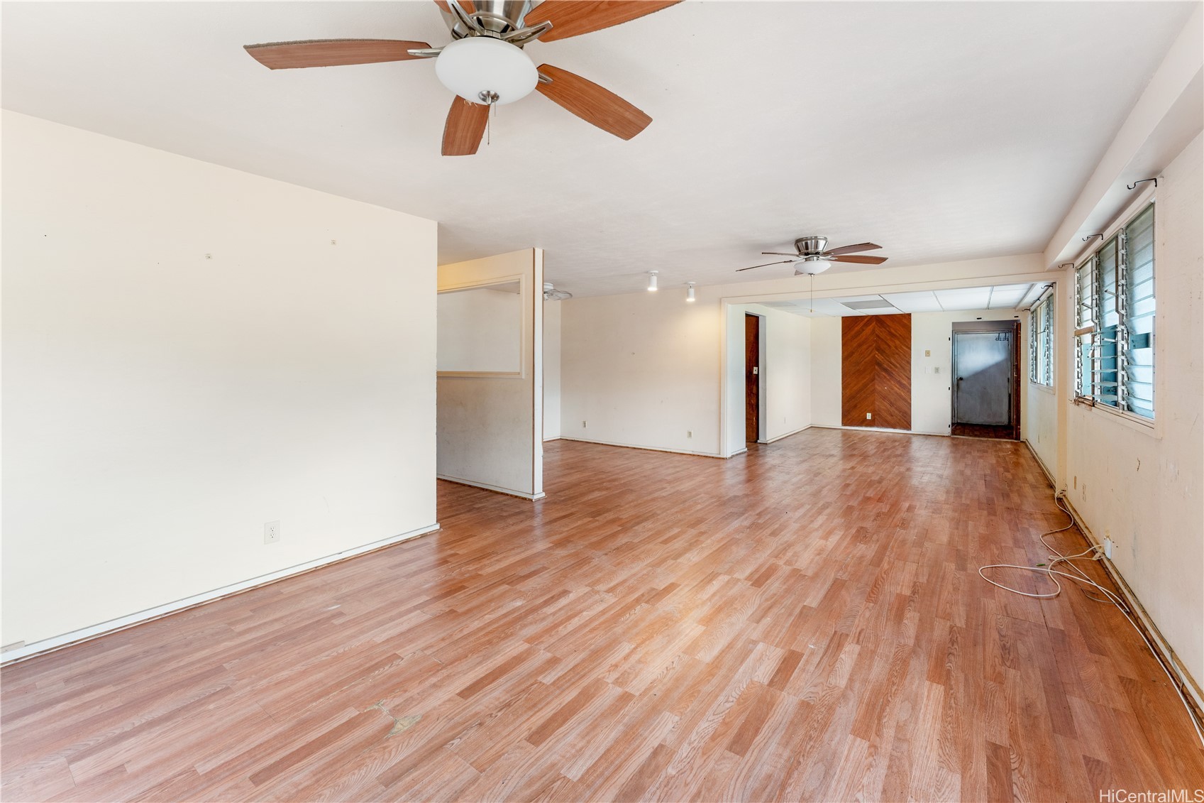 87-909 Hookele Place