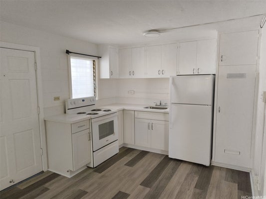 1228 LUNALILO ST APT 105, HONOLULU, HI 96822 - Image 817eec0c2bfc1f07058c9a5a6bc0dfc2/2059619567