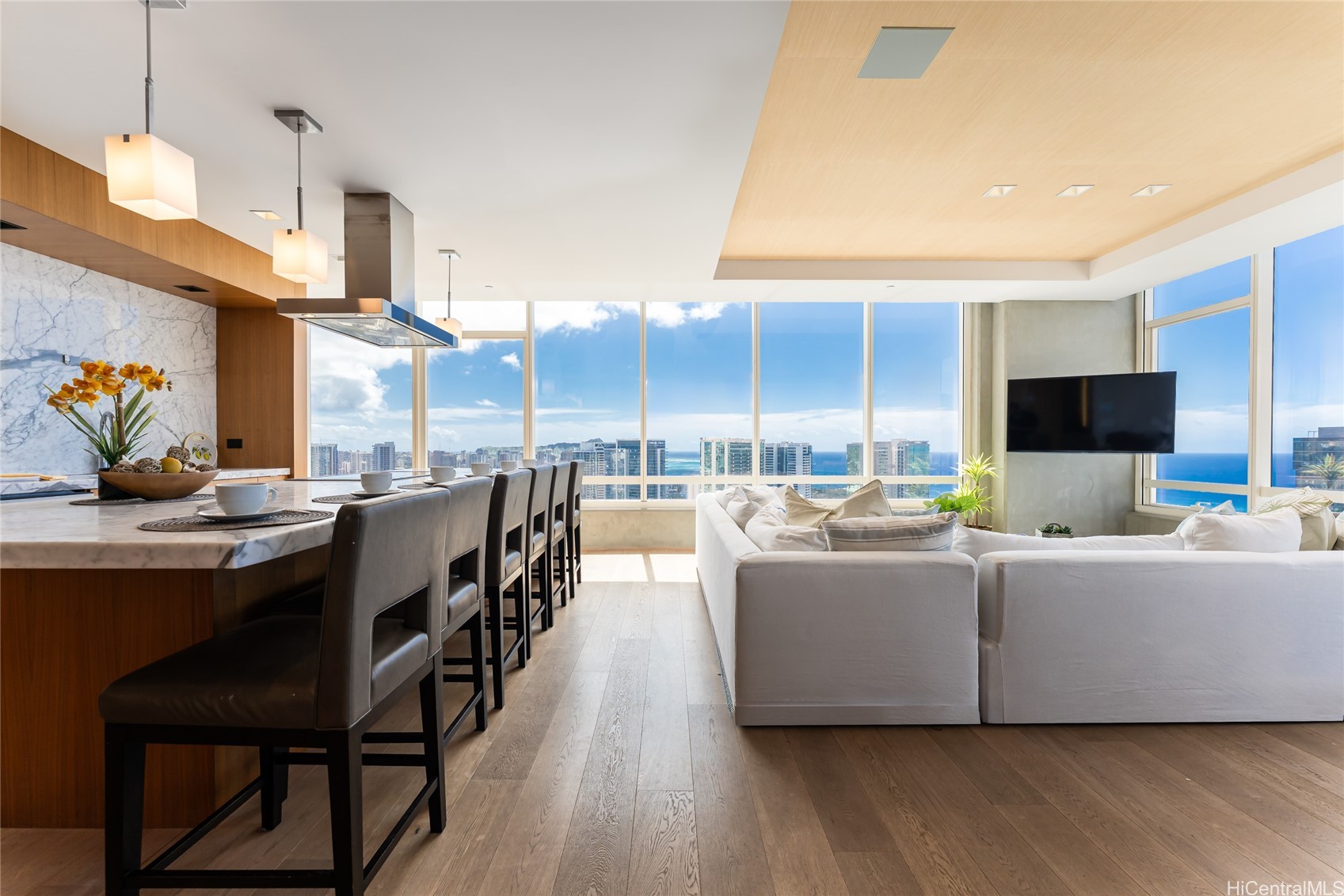 1009 Kapiolani Boulevard PH 4802