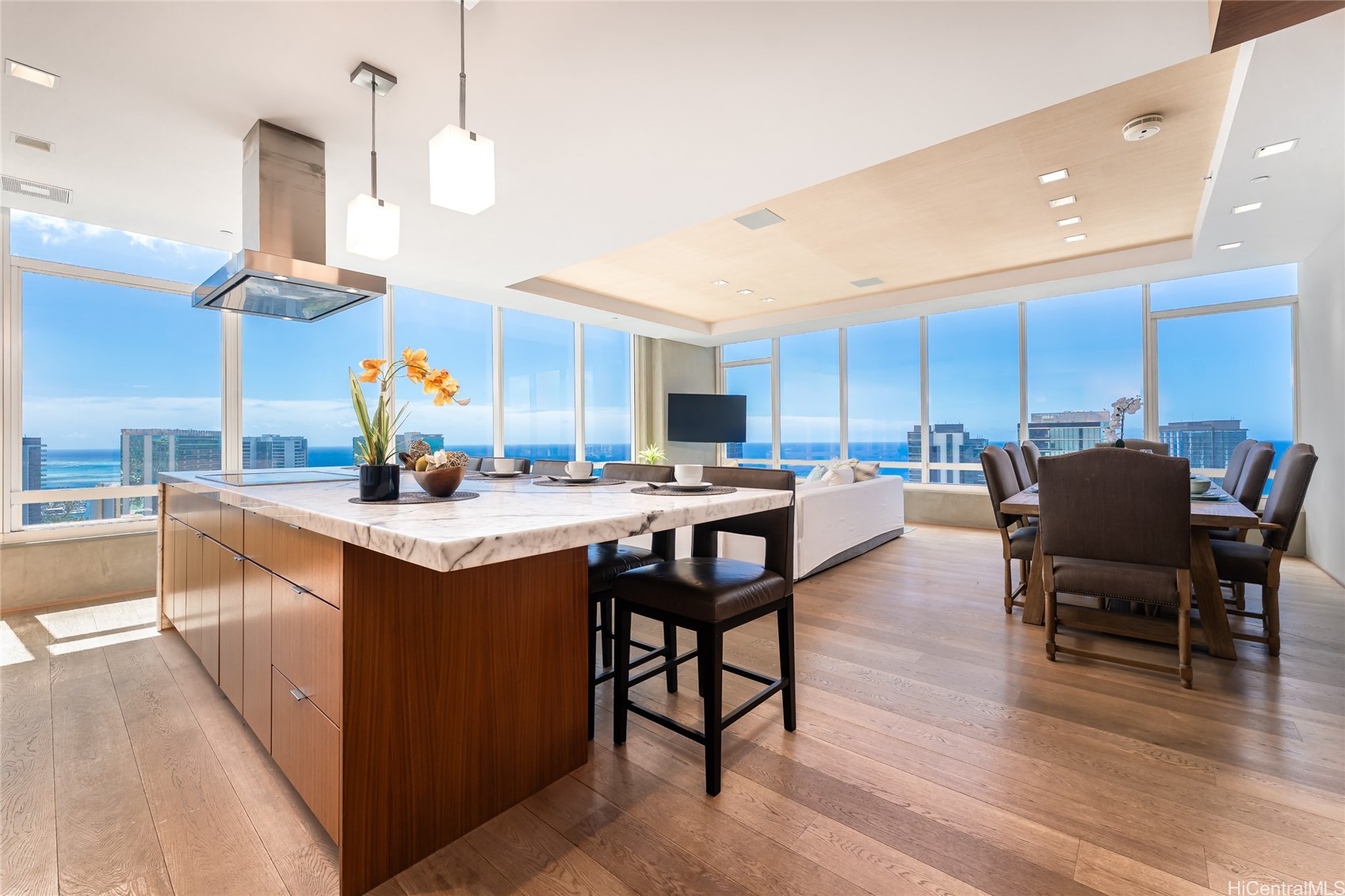 1009 Kapiolani Boulevard PH 4802