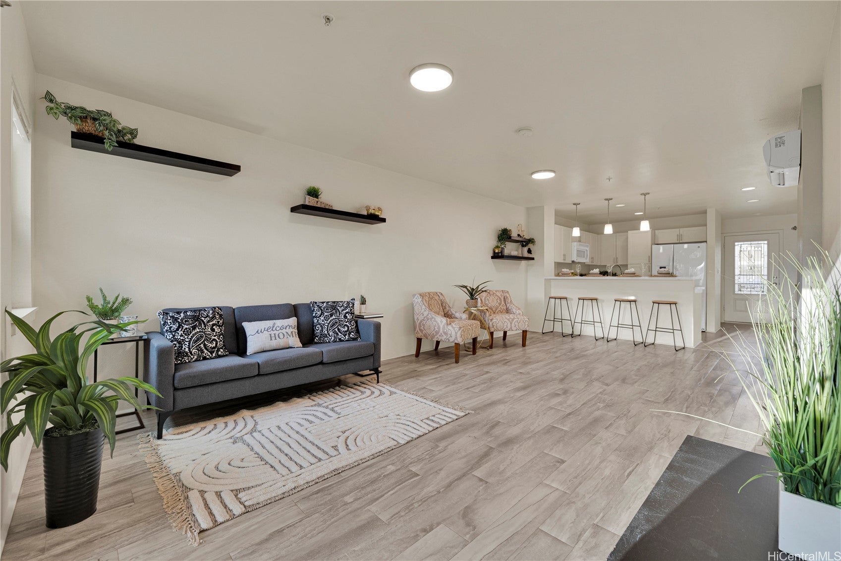 801 Kakala Street 902