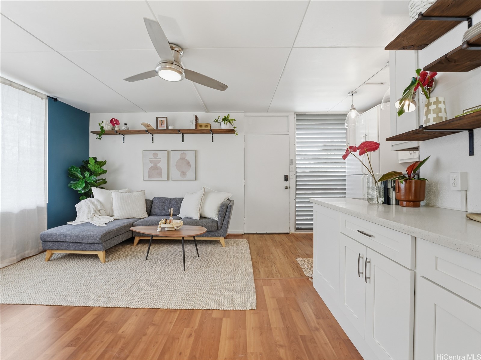 3810 Leahi Avenue 210