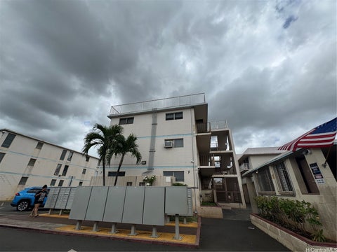 Photo of 94-245 Leowahine Street #3028, Waipahu, HI 96797 (MLS # 202617364)