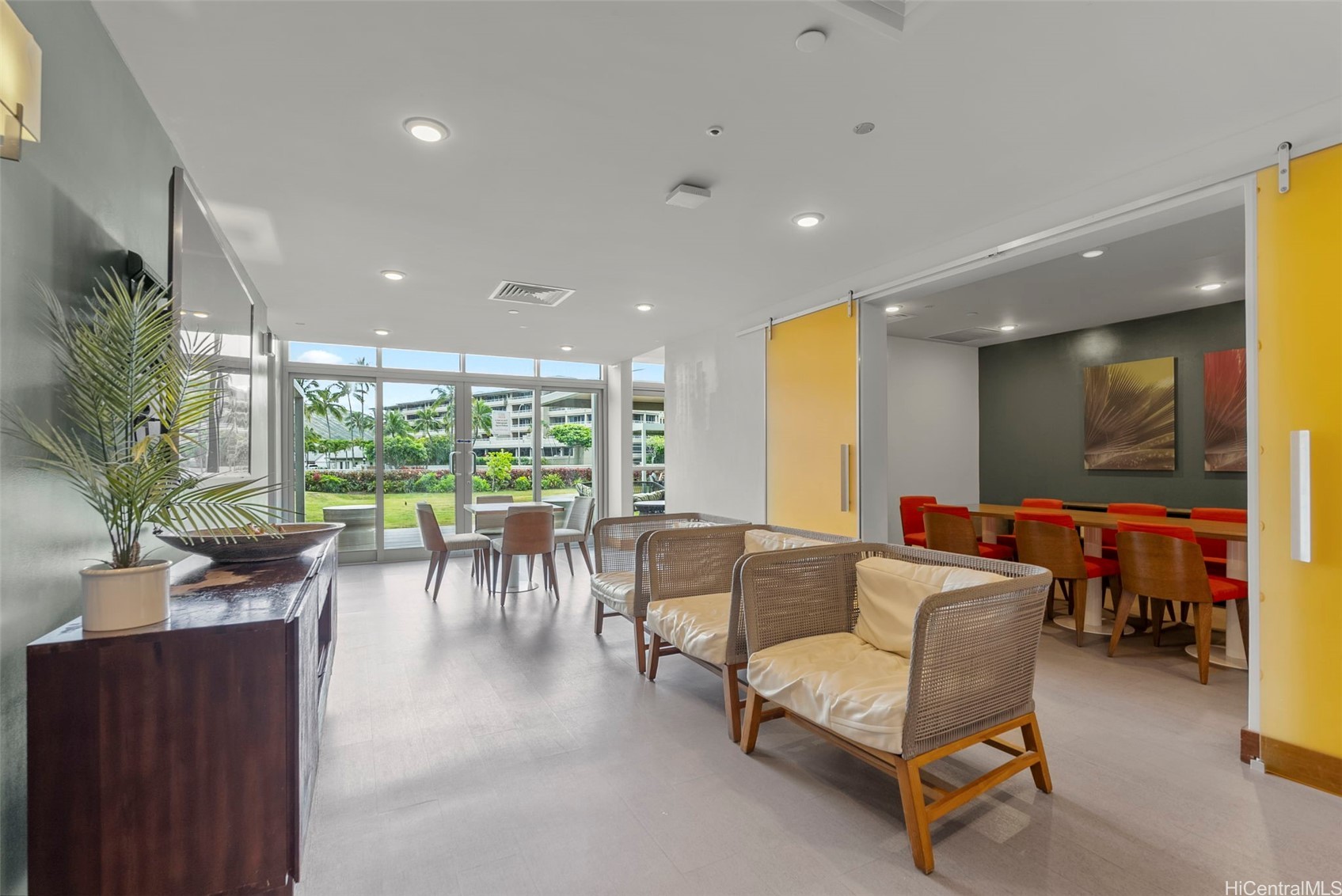 Hale Ka Lae Condominium