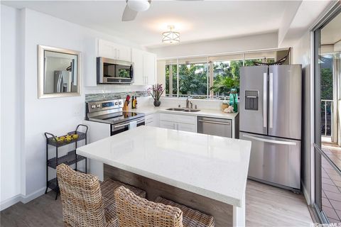 439 Keoniana Street 201 Honolulu HI 96815