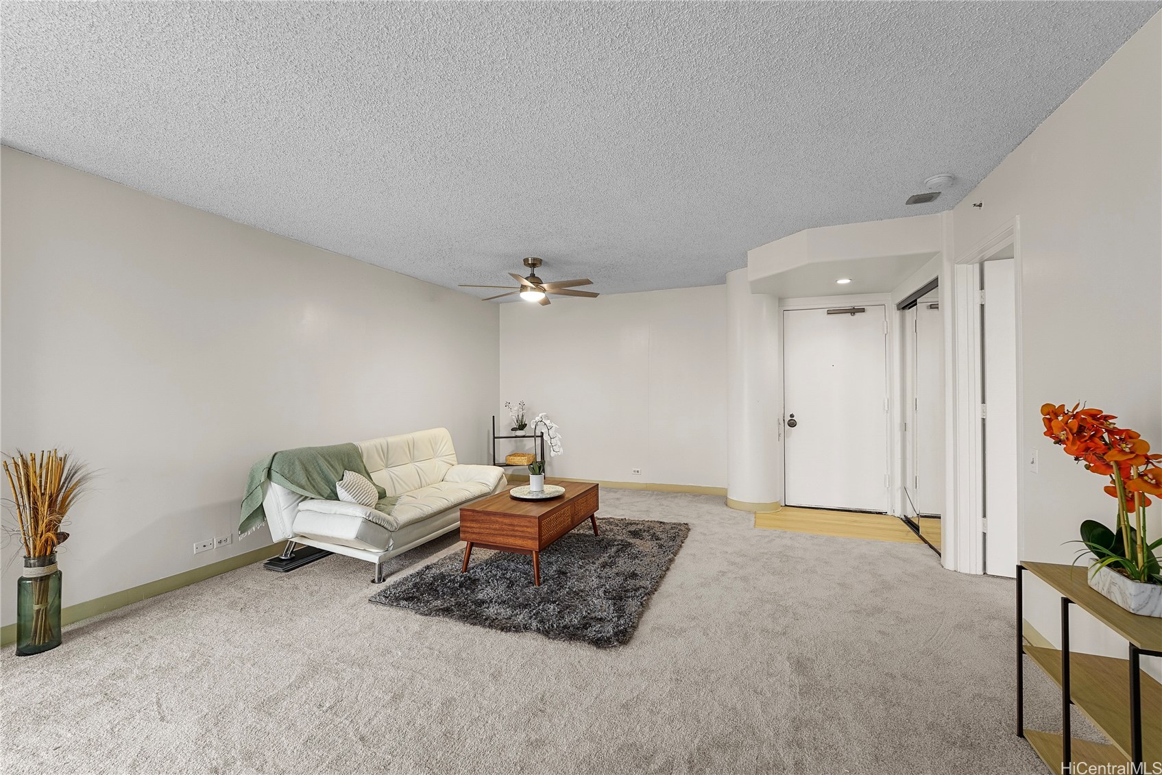 1212 Nuuanu Avenue 2402