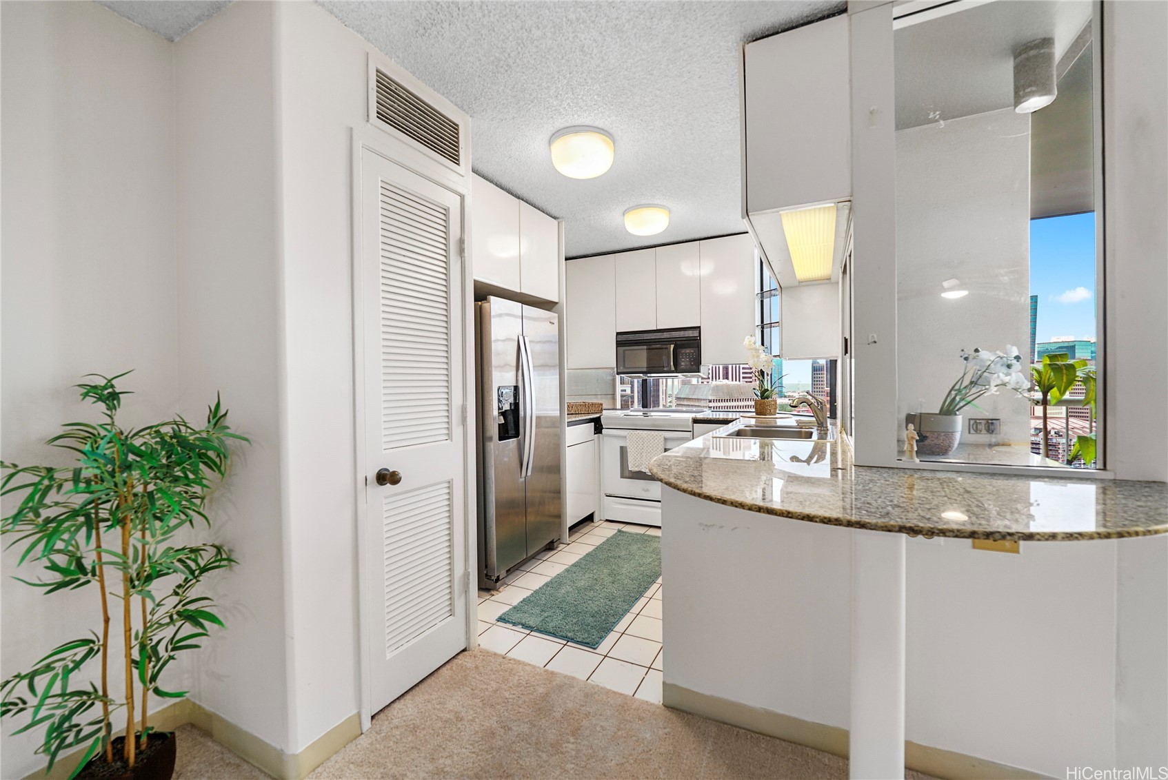 1212 Nuuanu Avenue 2402