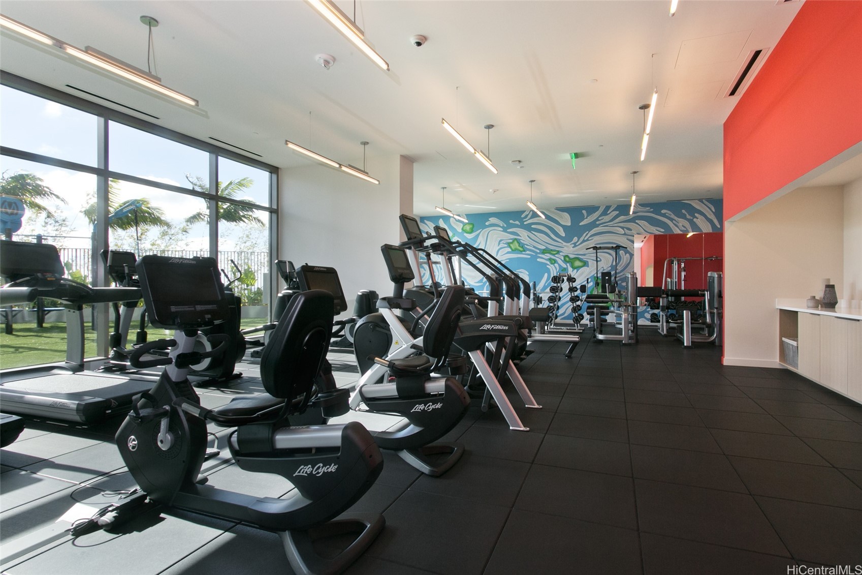 1001 Queen Street 1511