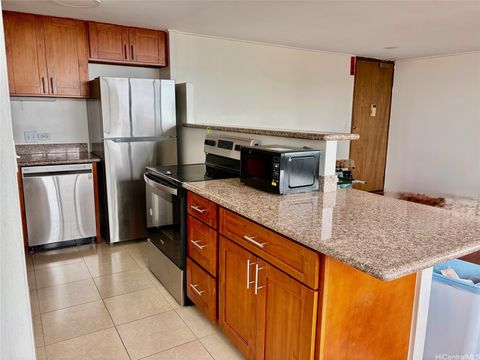 Photo of 98-288 Kaonohi Street #3102, Aiea, HI 96701 (MLS # 202604574)