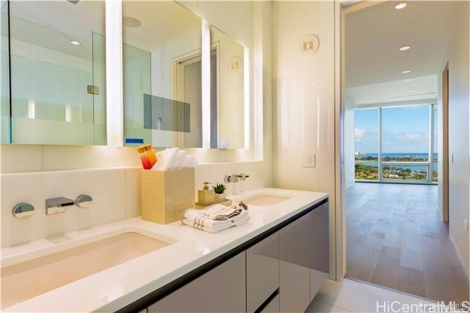 Waiea - 1118 Ala Moana Residential Lease