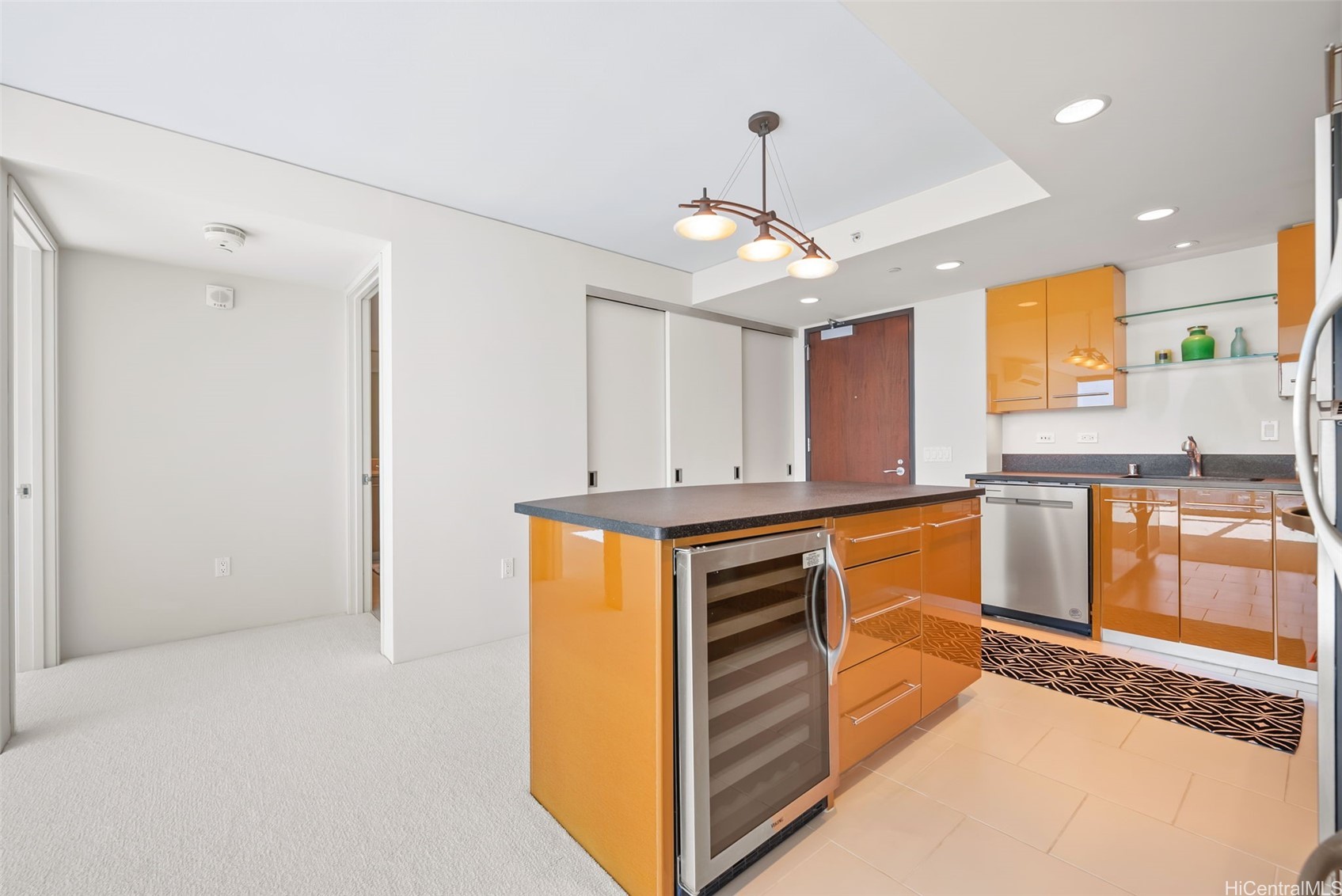 1200 Queen Emma Street 3608