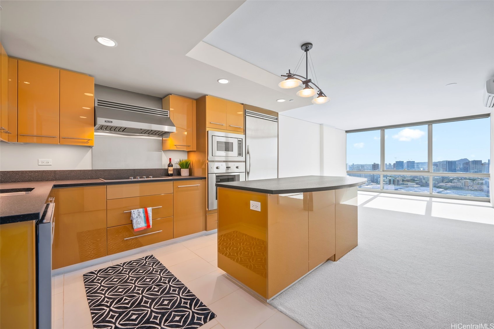 1200 Queen Emma Street 3608