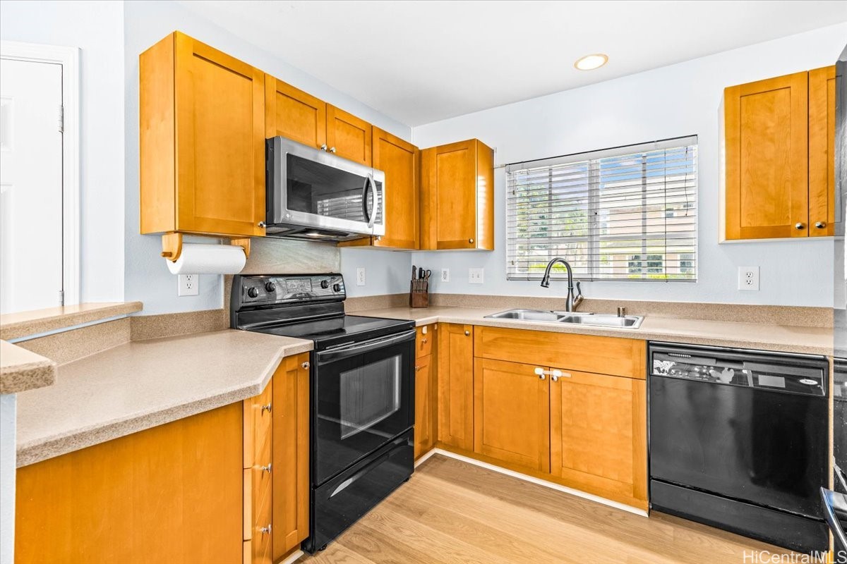 87-1962 Pakeke Street B