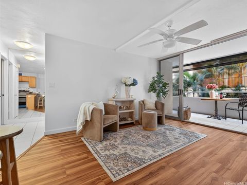 Photo of 430 Kaiolu Street #207, Honolulu, HI 96815 (MLS # 202523407)