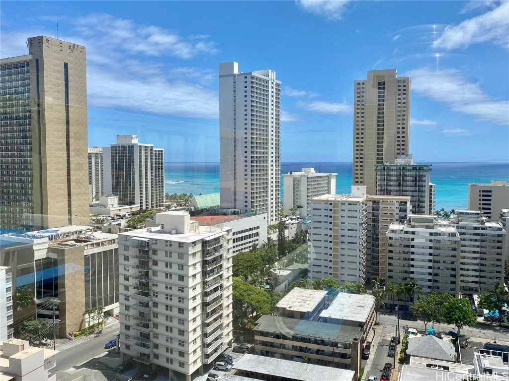 Waikiki Lanais Residential Lease