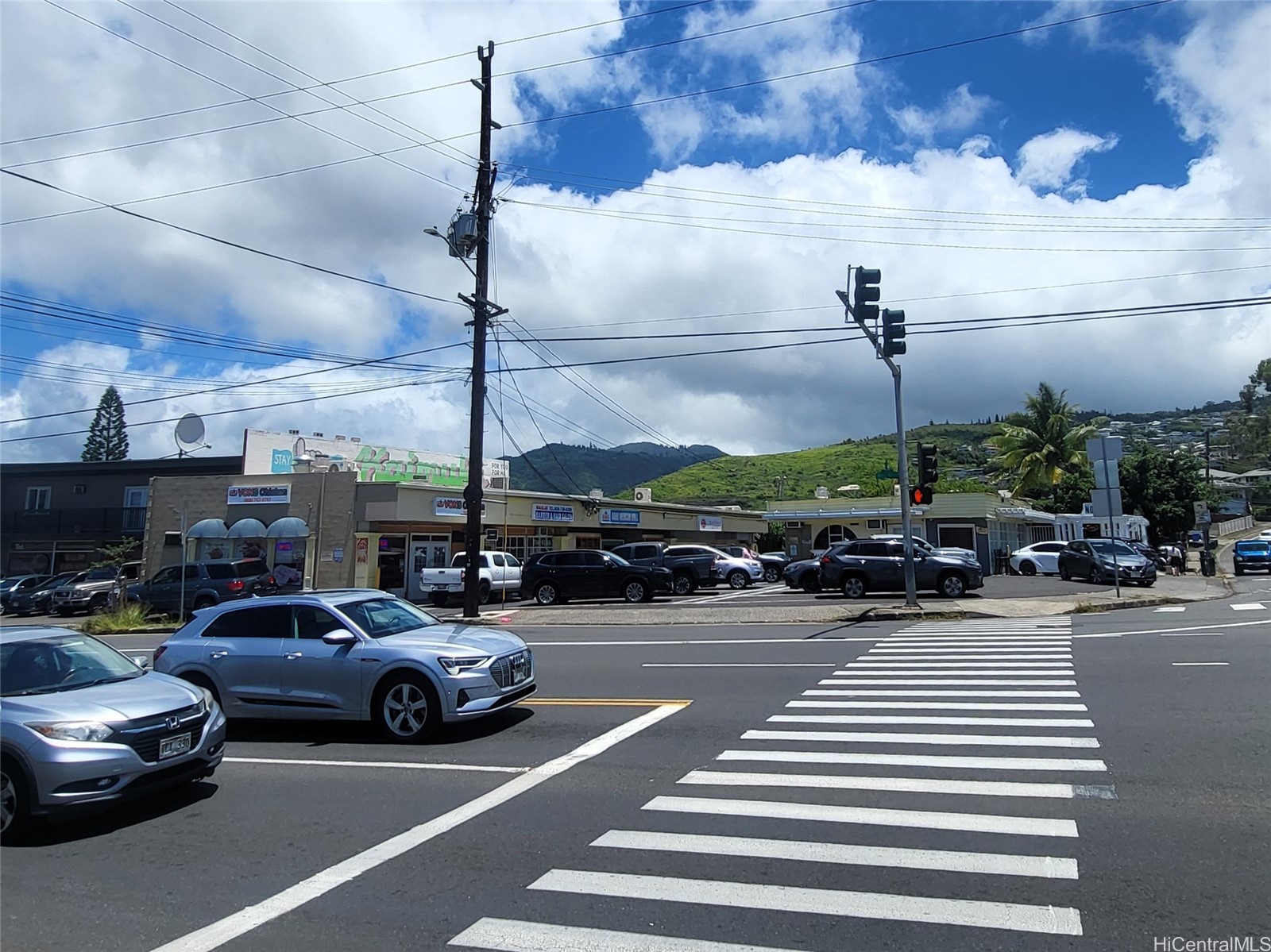 3040 Waialae Avenue A-1