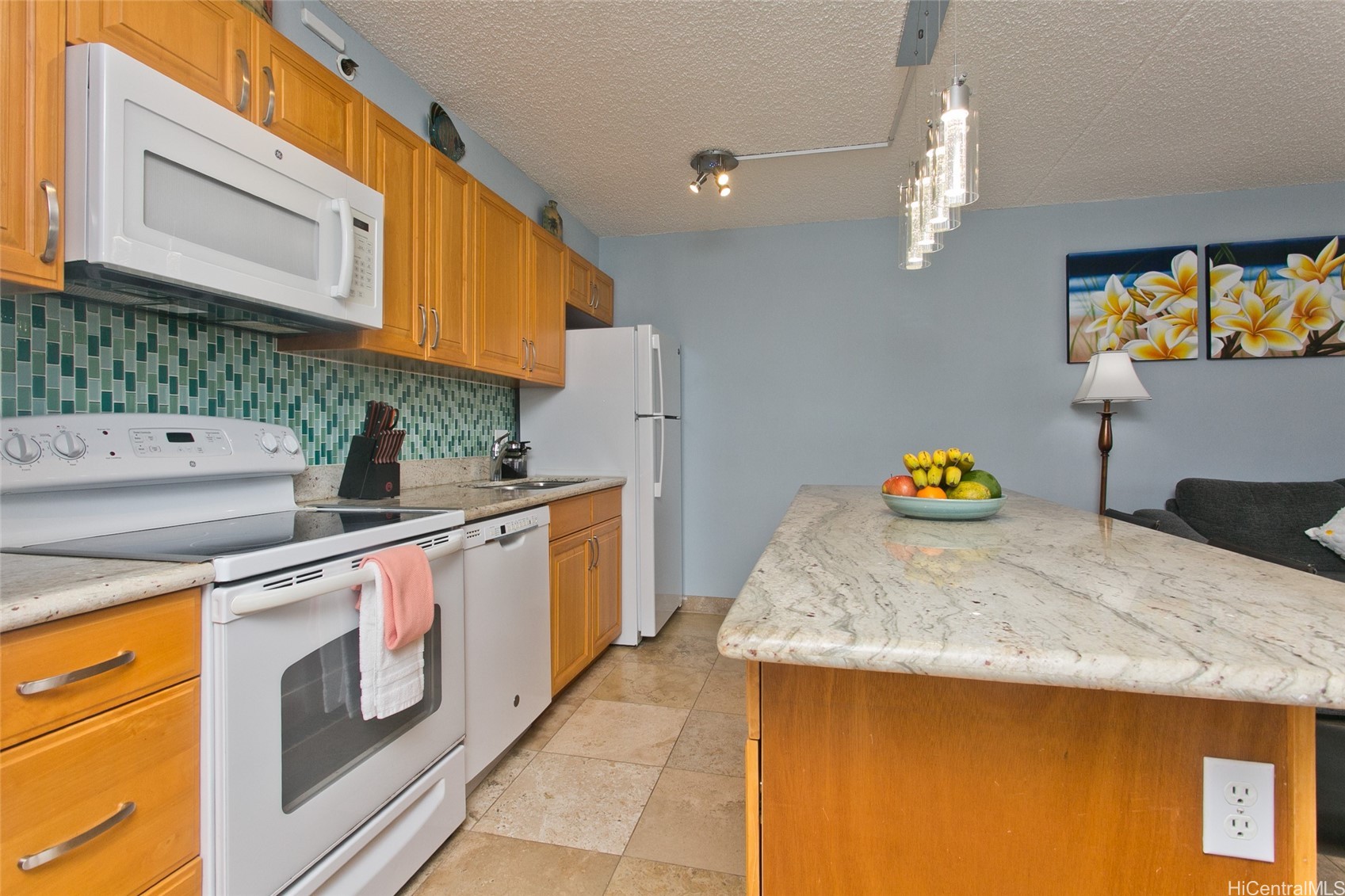 201 Ohua Avenue 2107 Mauka Tower II