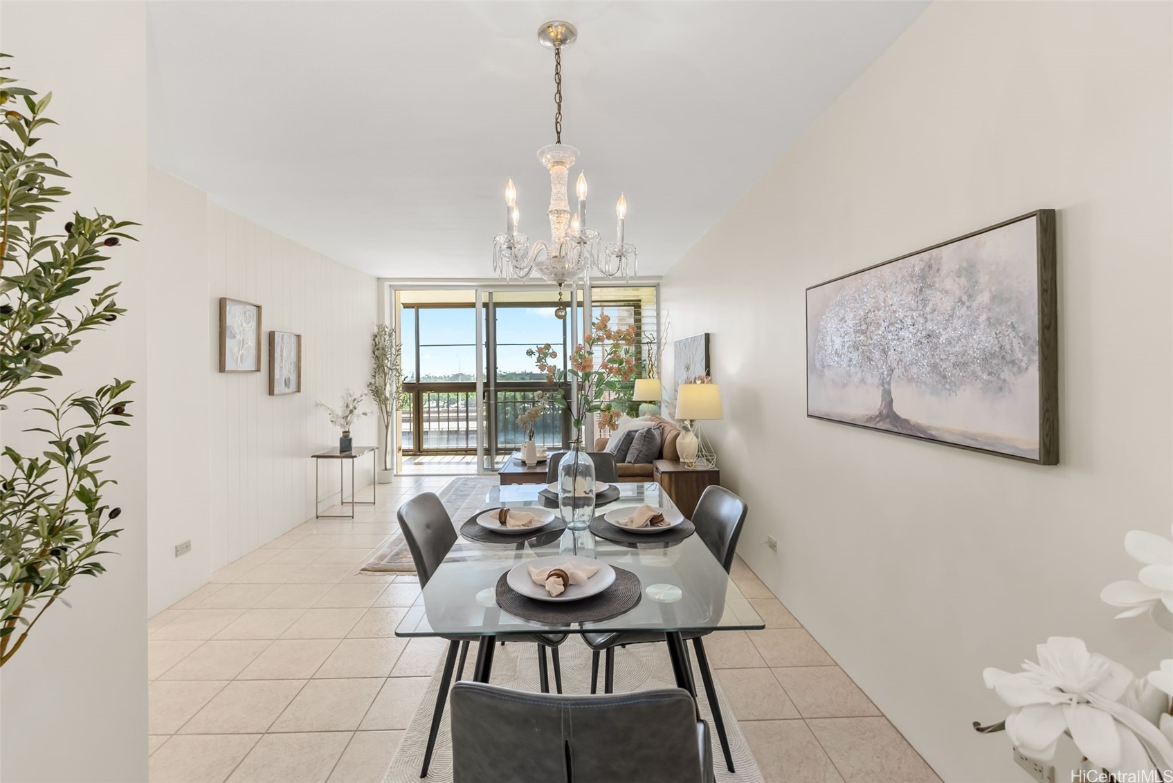 4300 Waialae Avenue A501