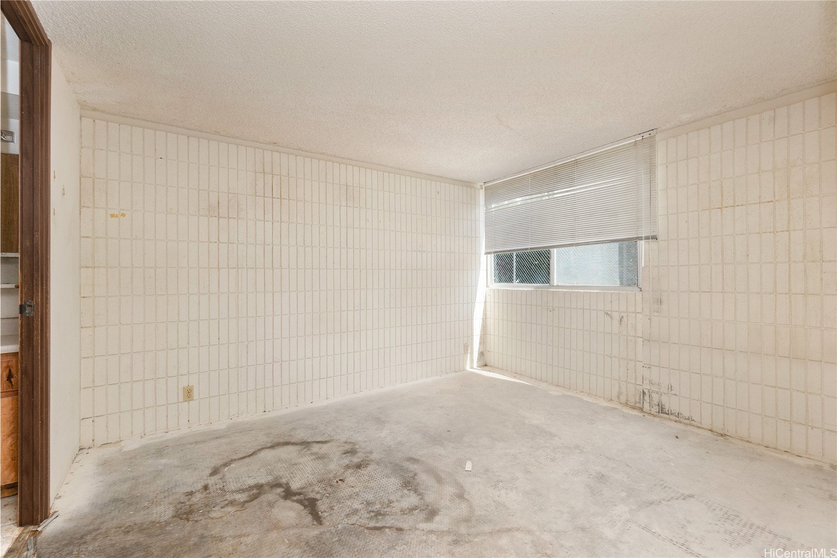 1720 Huna Street B206