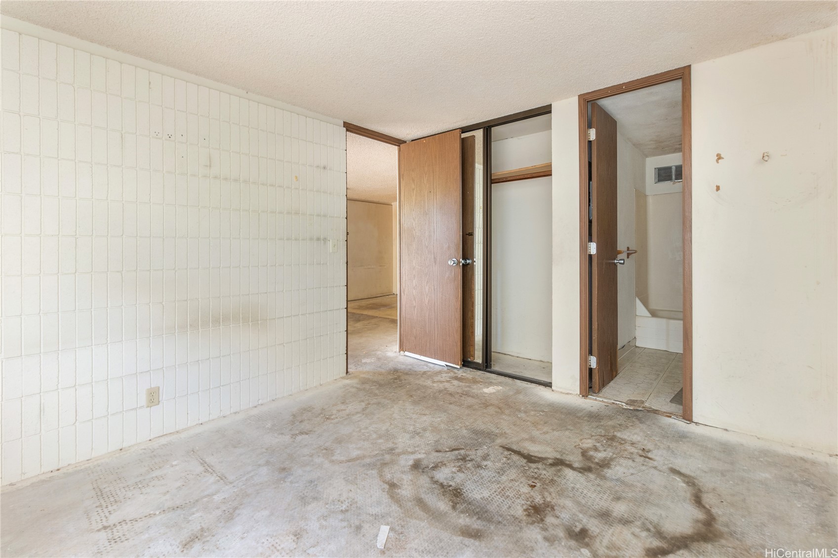 1720 Huna Street B206