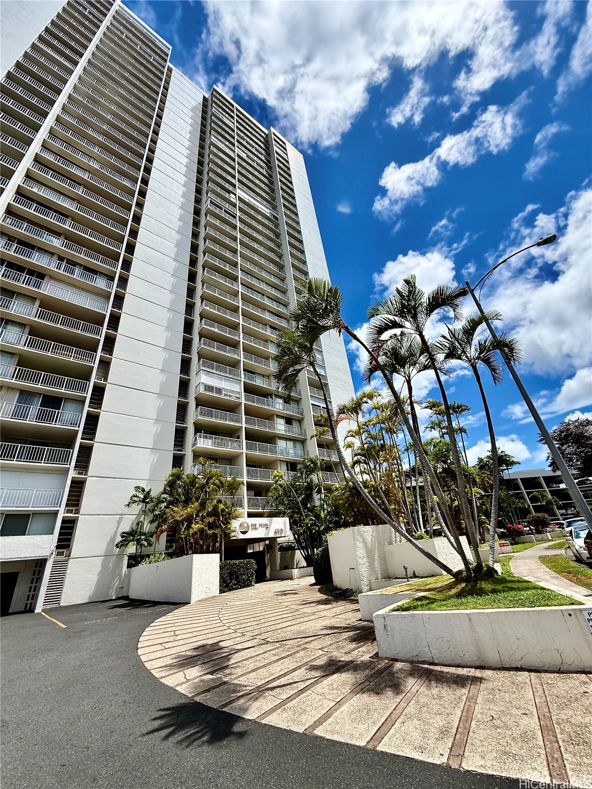 Pearl 2 Condominium