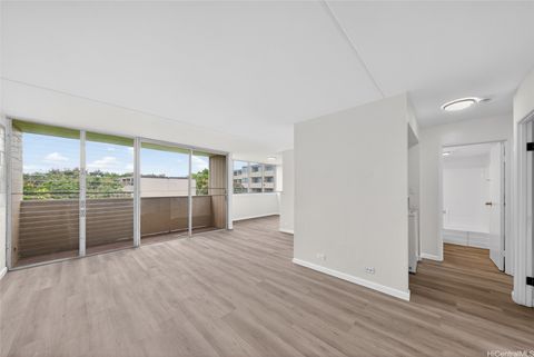Photo of 94-341 HOKUAHIAHI Street #310, Mililani, HI 96789 (MLS # 202610447)