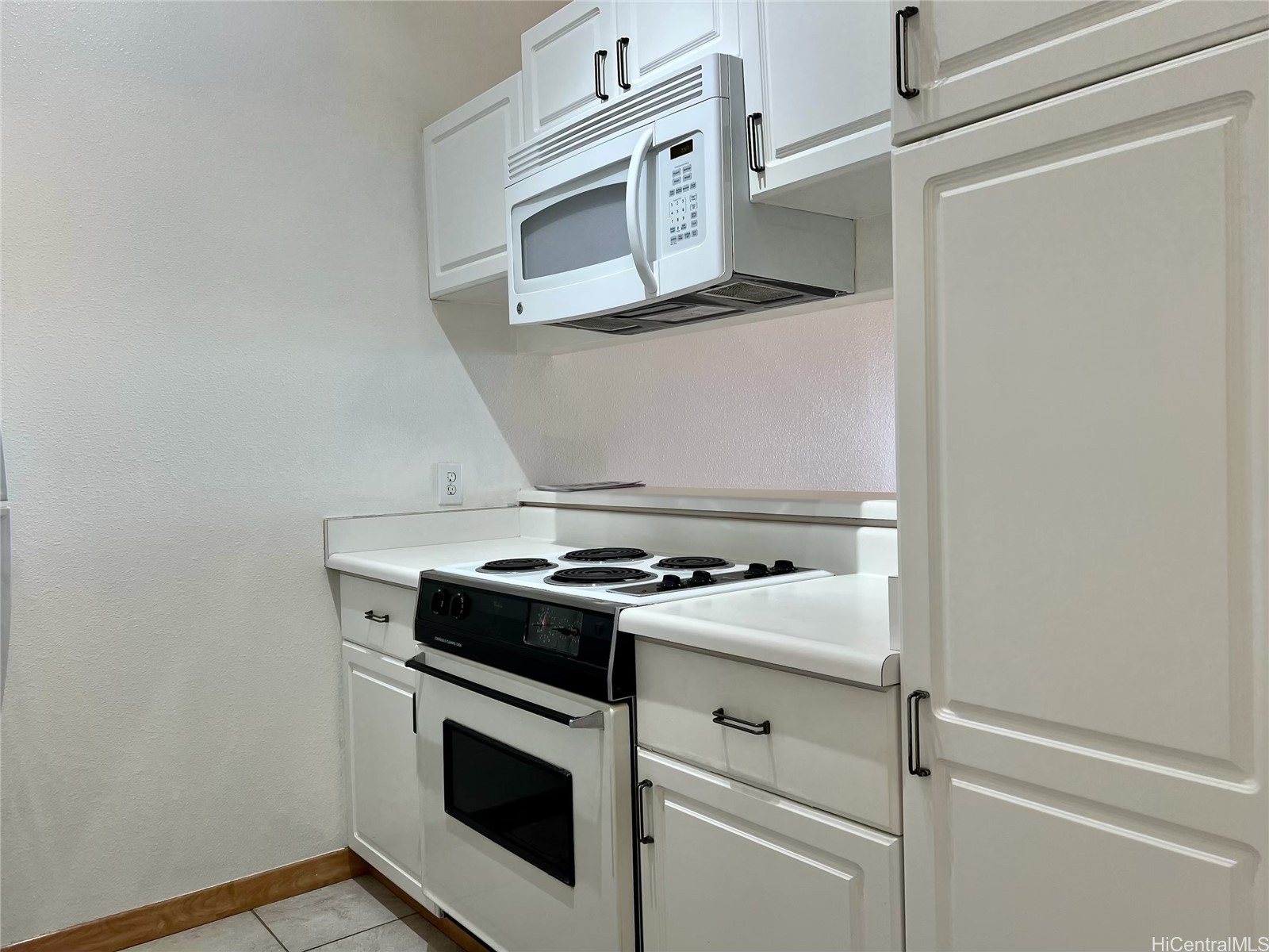 92-1210 Palahia Street V204