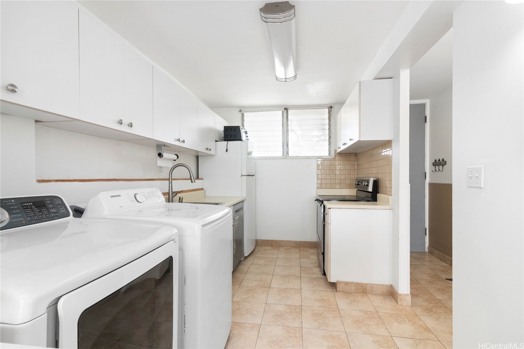 780 Amana Street 1102