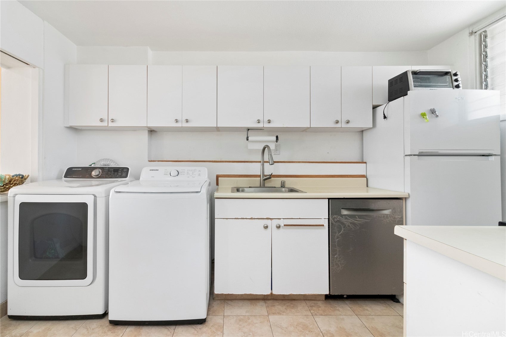 780 Amana Street 1102