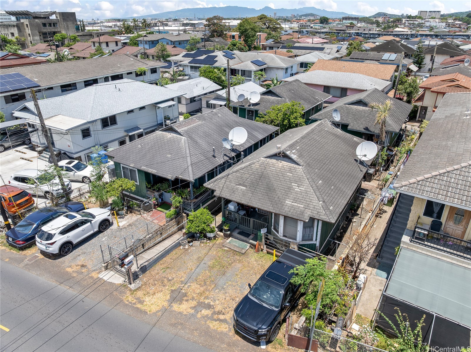 1214 Palama Street