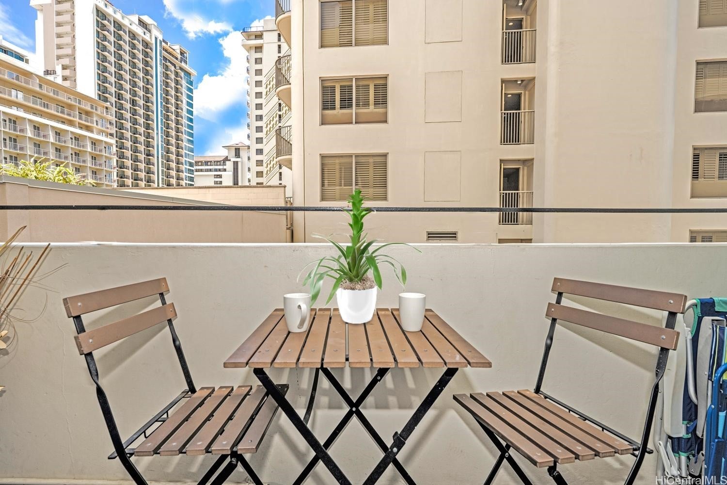247 Beach Walk 504