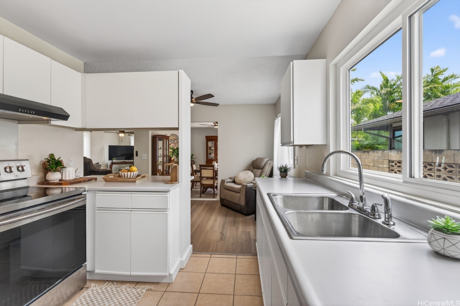 95-683 Alohilani Street