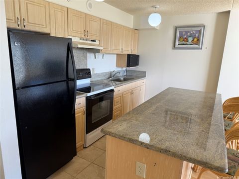 201 Ohua Avenue 2805-2 Honolulu HI 96815