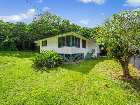 Photo of 2930 Kolomona Place #A, Honolulu, HI 96822 (MLS # 202610316)