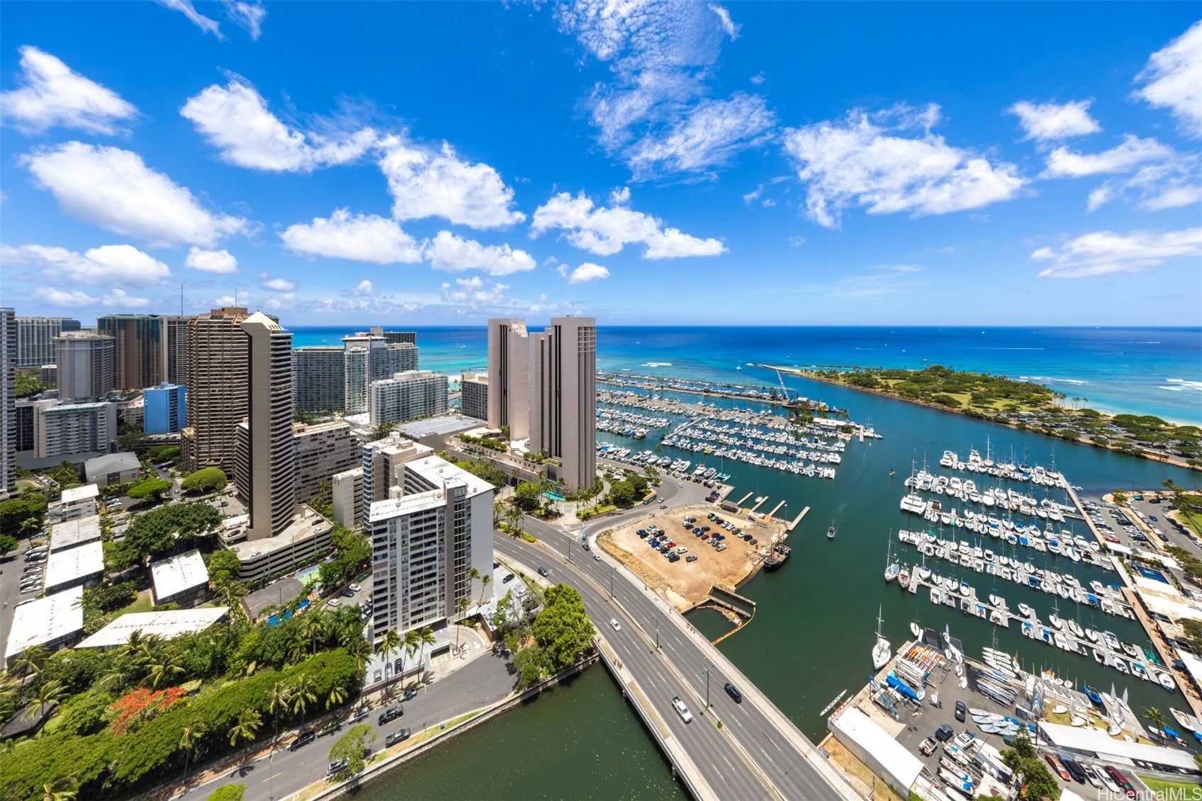 1650 Ala Moana Boulevard PH4105